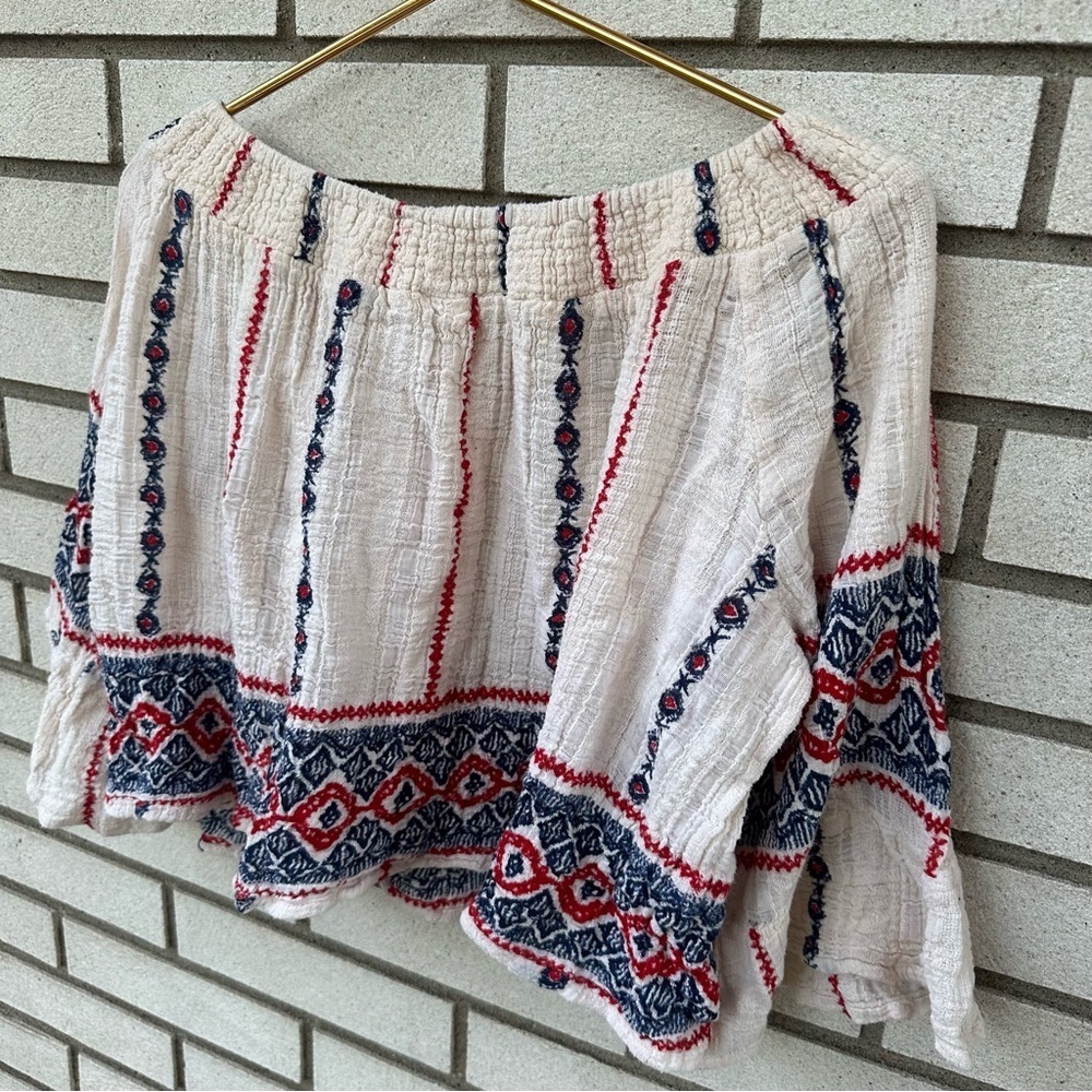 Anthropologie Raga Amalia Off Shoulder Cotton Gauze Peasant Top Ivory Blue Red M - Picture 9 of 11